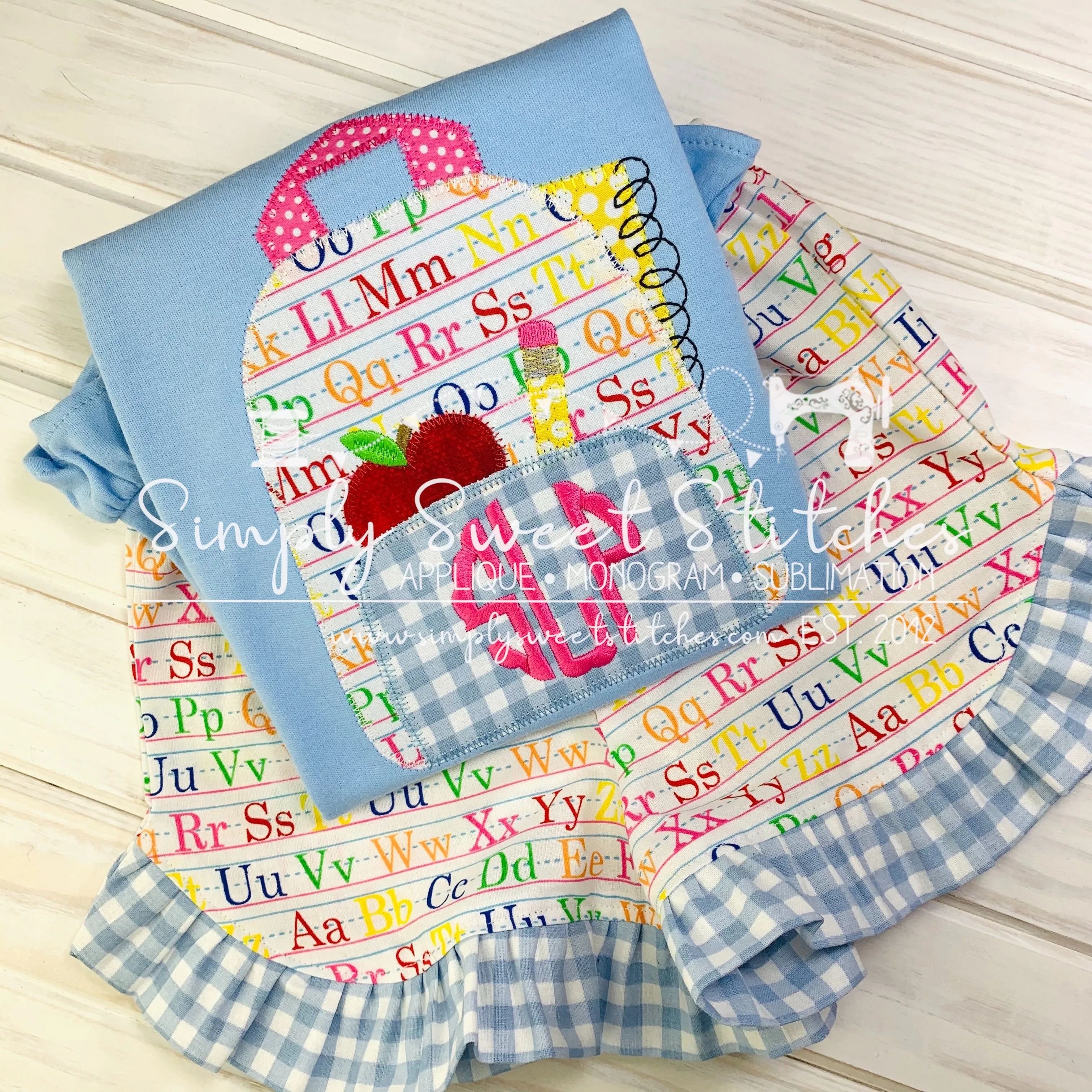 1690 - BACKPACK WITH APPLE, PENCIL, RULER - APPLIQUE CHILD SHIRT