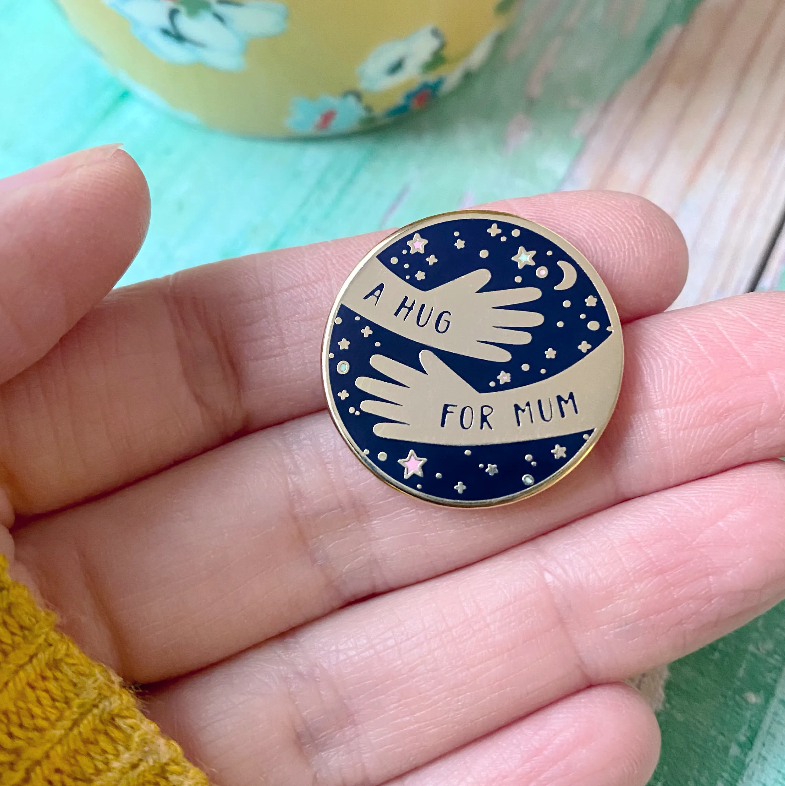 A Hug For Mum Enamel Pin Badge