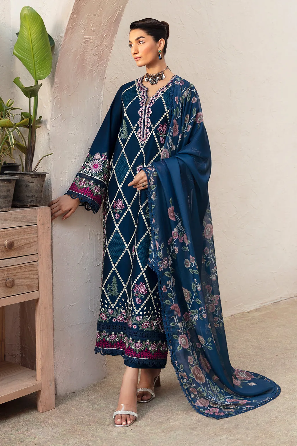 AFROZEH | SOHO PRET 2024 | Lena