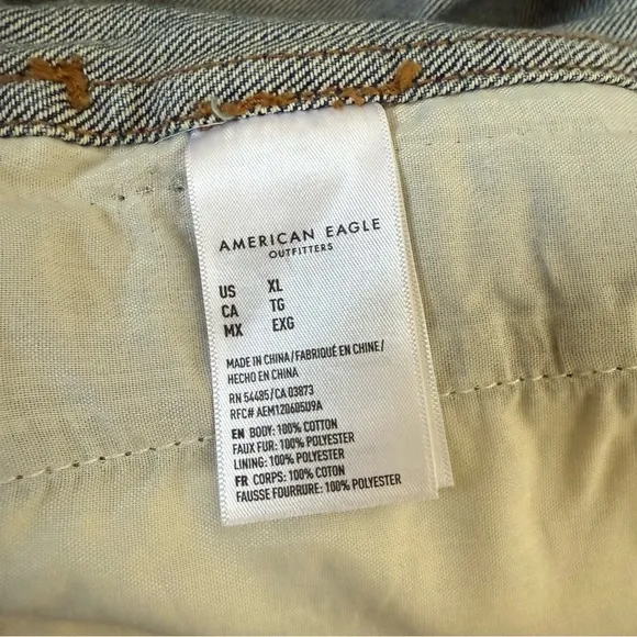 AMERICAN EAGLE Sherpa Trim Denim Trucker Blue Jean Jacket Size XL