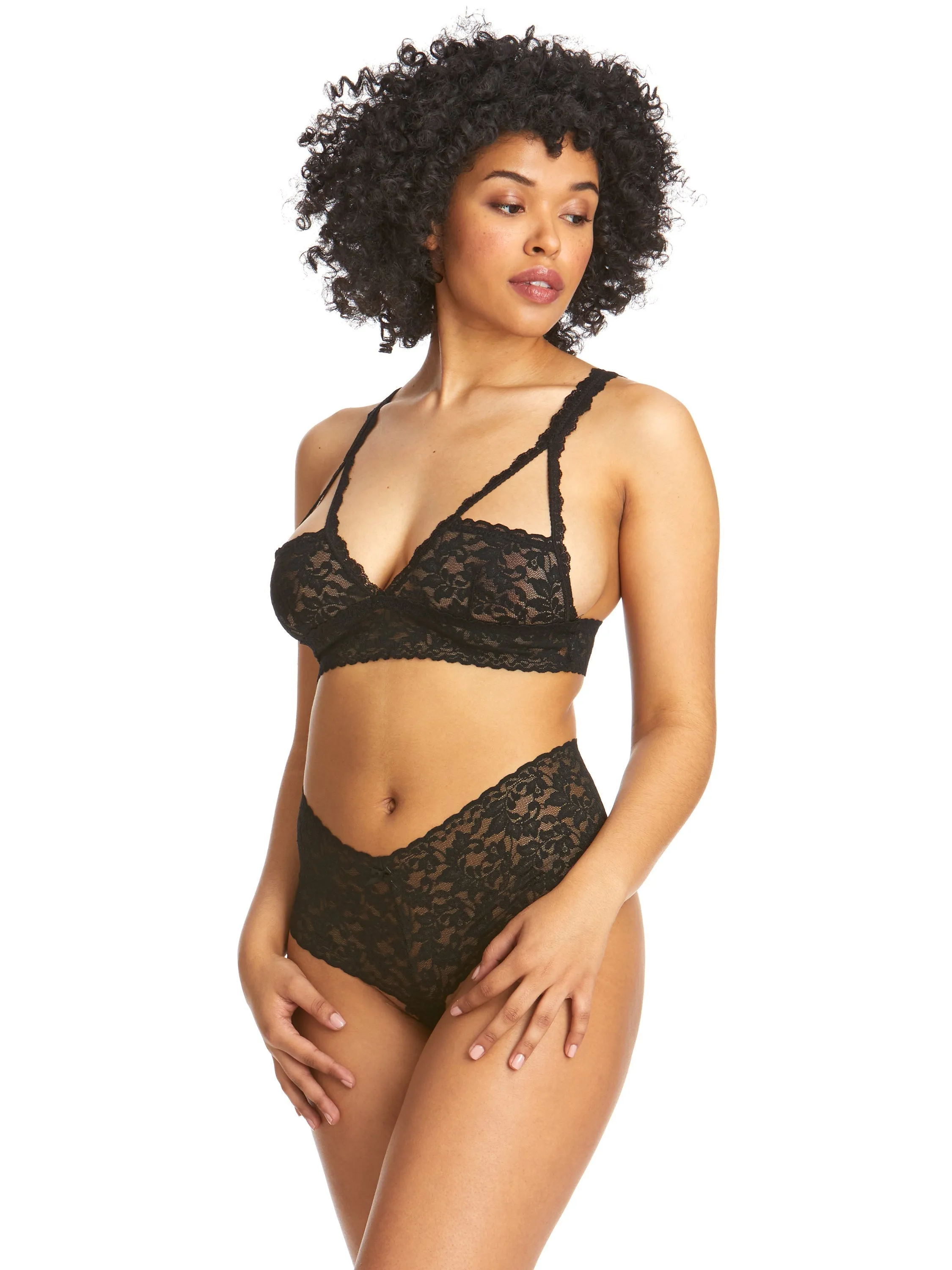 &oh™ Retro Lace Crotchless Thong Black