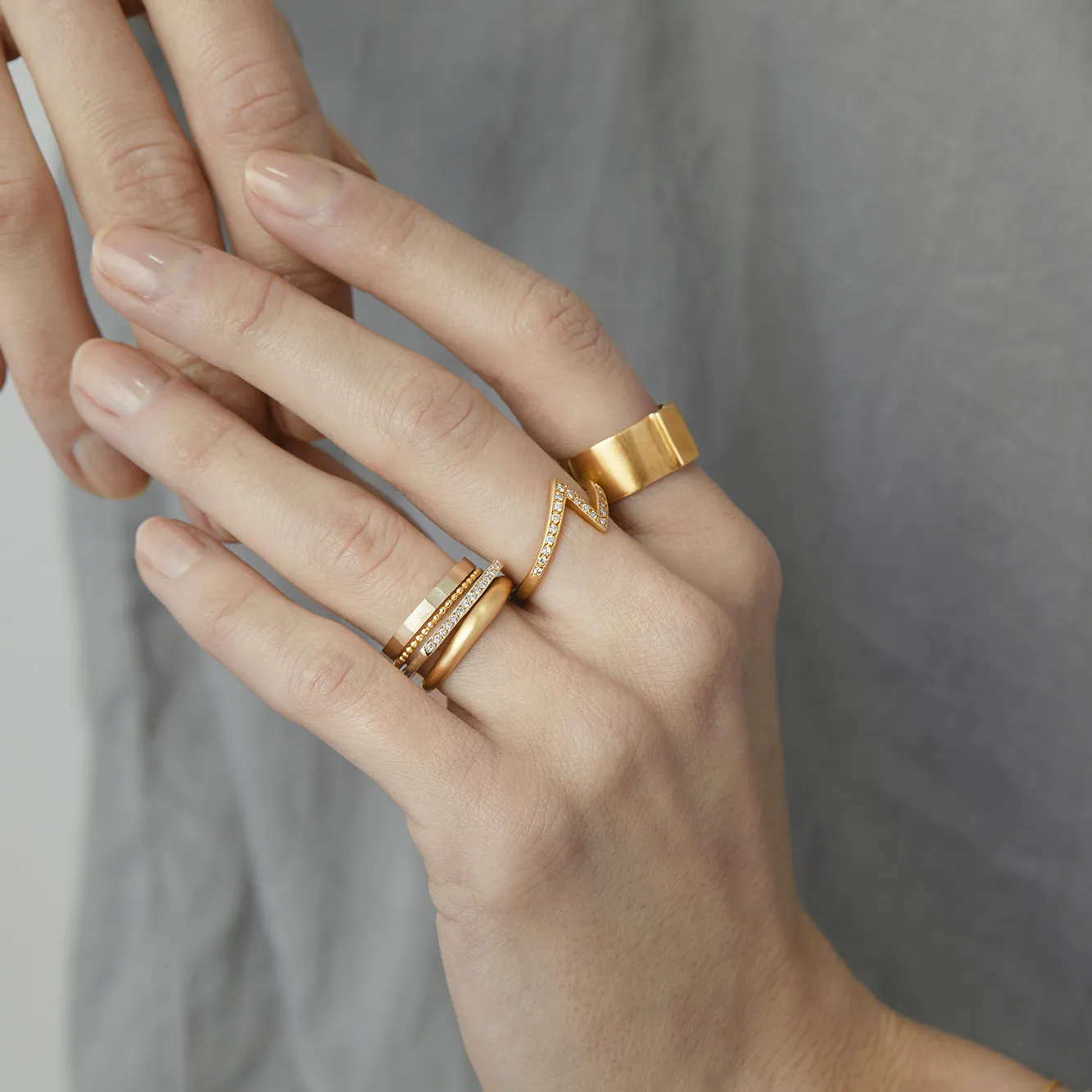 Beaded Band | R3100