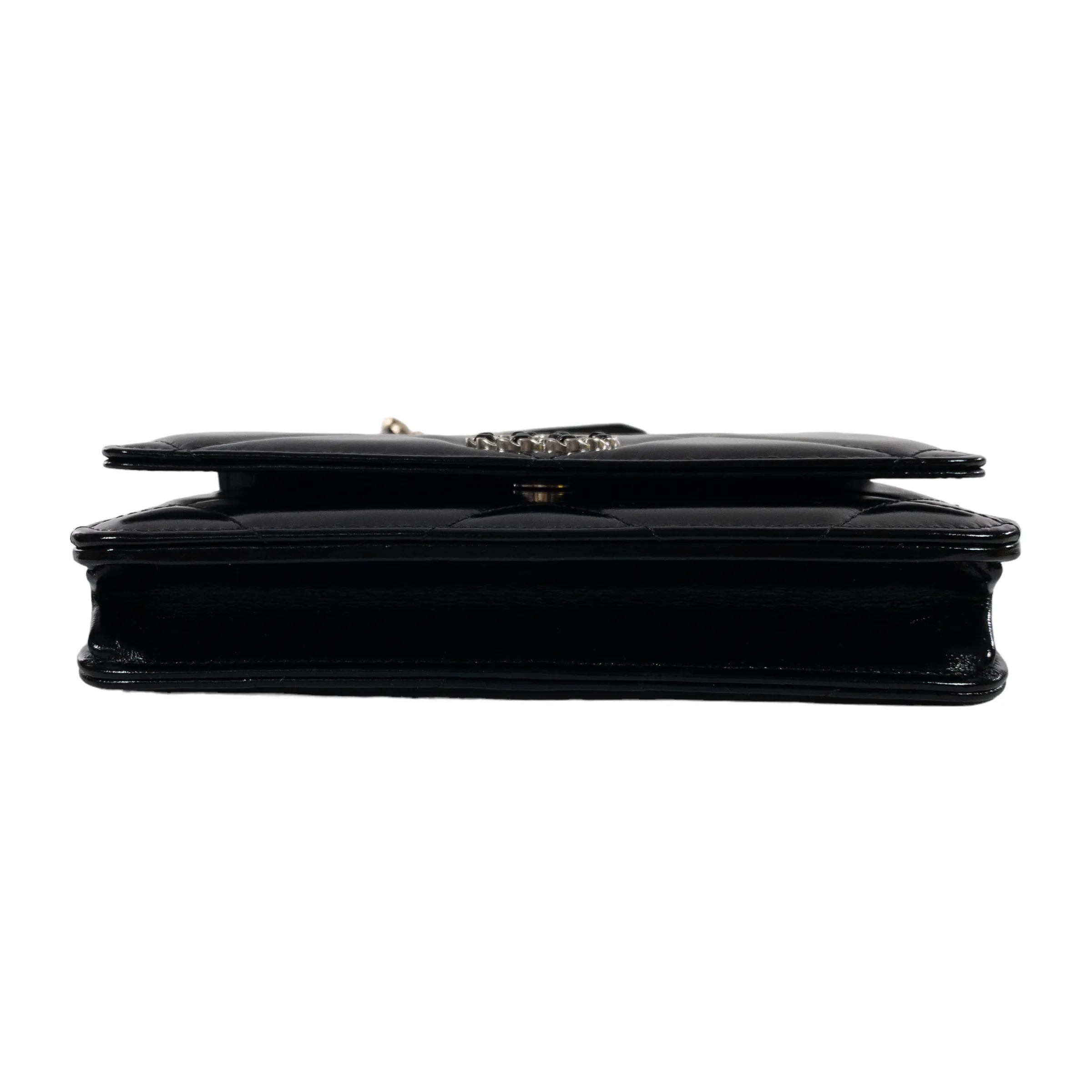 Chanel Black Shiny Calfskin 19 WOC