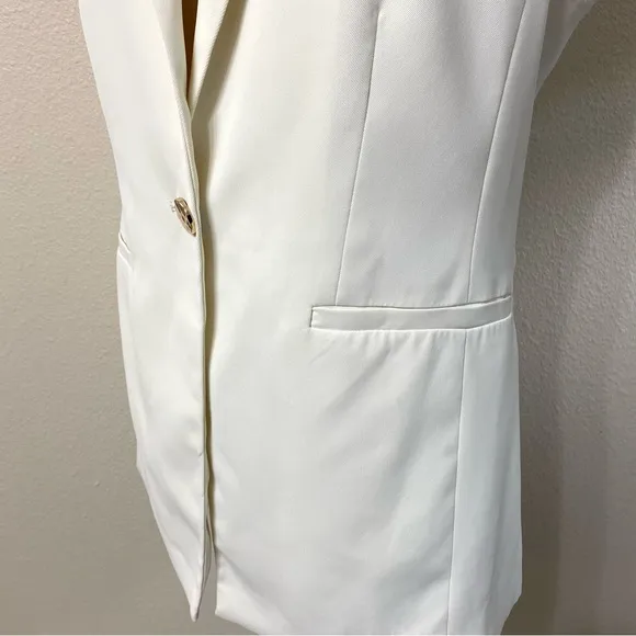 House of Harlow Sleeveless Blazer Vest Ivory Medium
