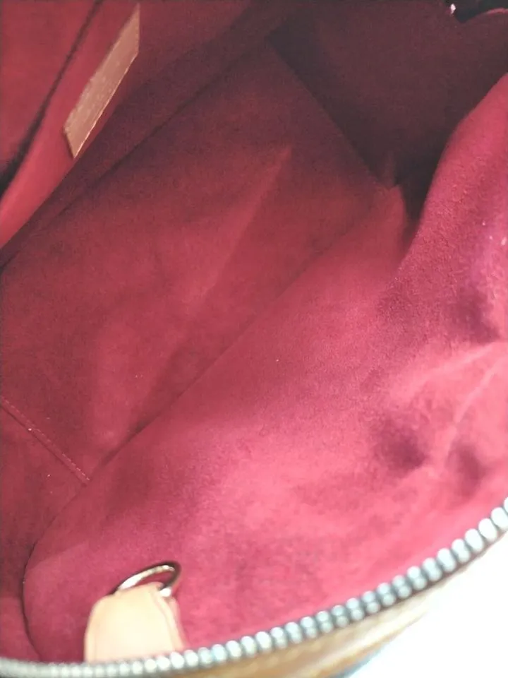 Louis Vuitton Limited Edition Monogram Kara Shoulder bag 862880
