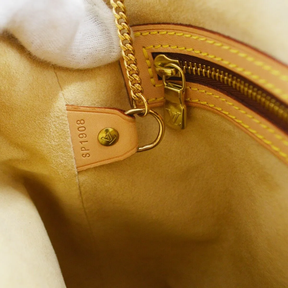 LOUIS VUITTON MARAIS VINGTIEME SHOULDER BAG NOMADE M99070 20TH 64482