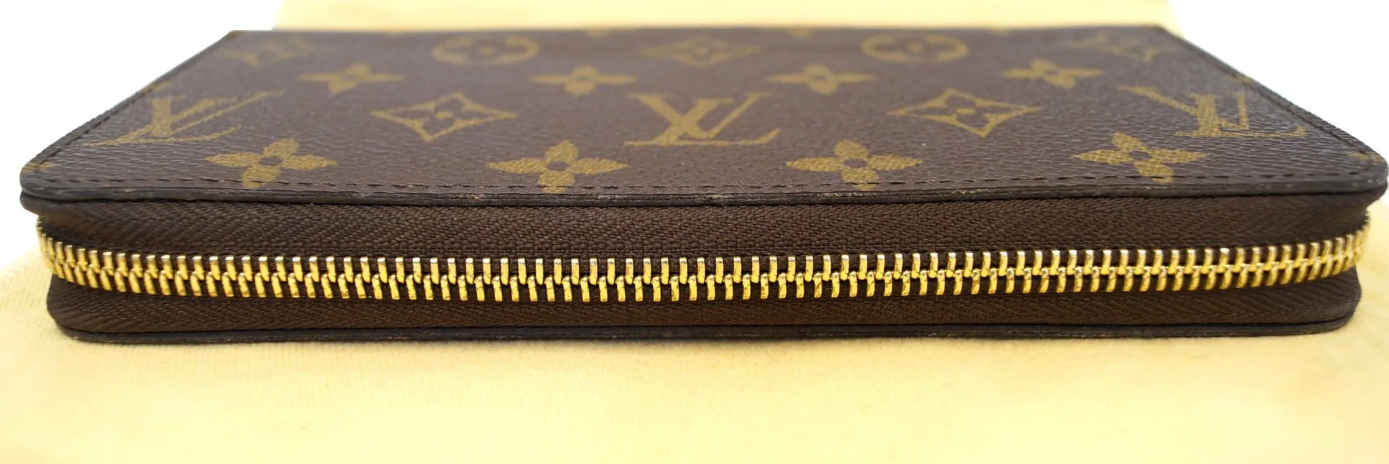 LOUIS VUITTON Monogram Canvas Zippy Long Wallet