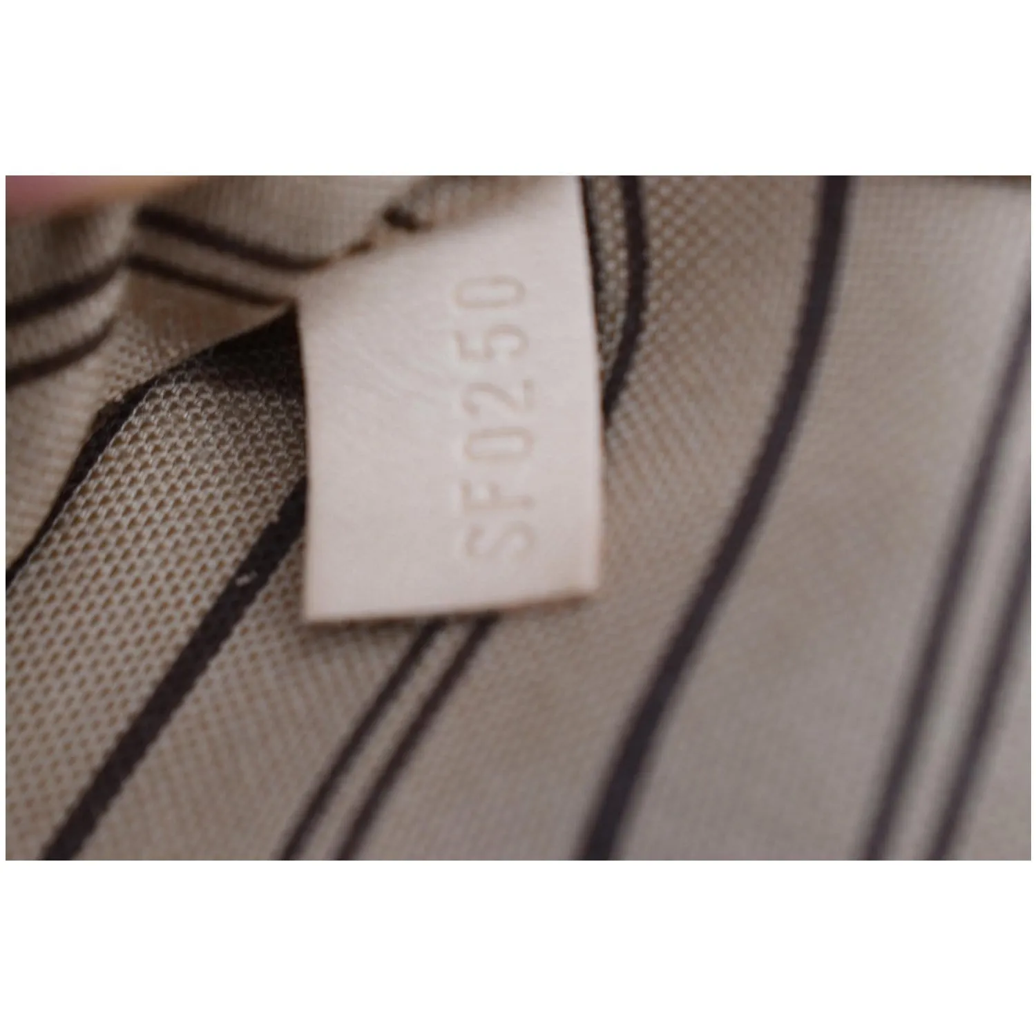 LOUIS VUITTON Neverfull MM Monogram Canvas Shoulder Bag Brown
