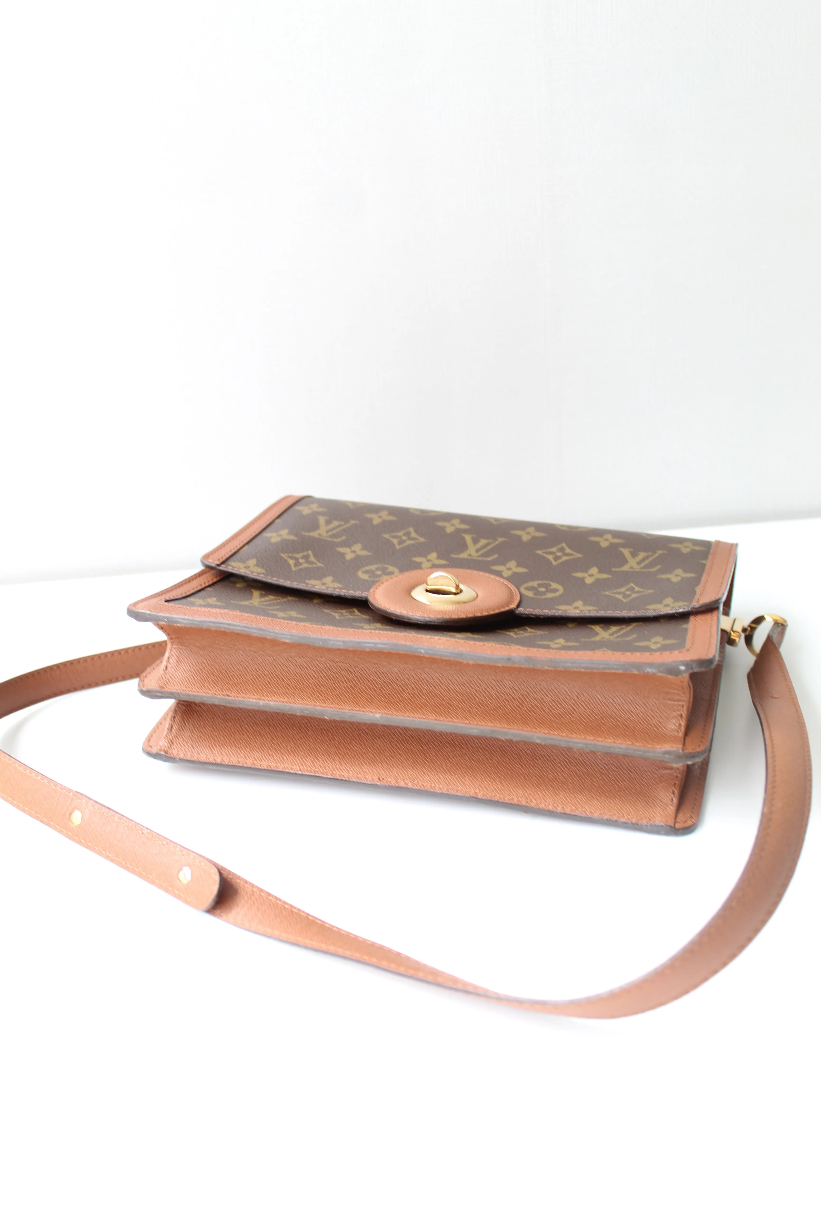 Louis Vuitton Vintage Raspail