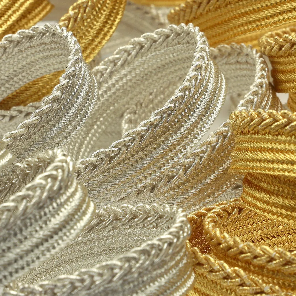 Metallic Piping #90 Gold