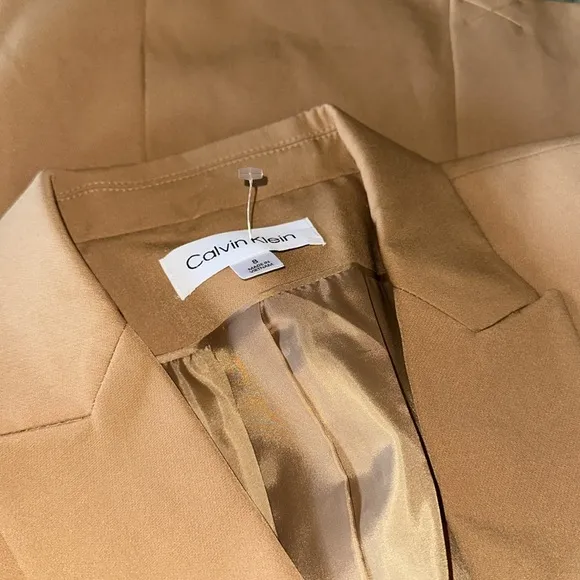 NWOT Calvin Klein Women's One-Button Blazer In Color Lug