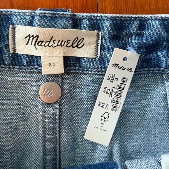 NWT - Madewell Denim Pleated Mini Skirt in Upton Wash - Size 25