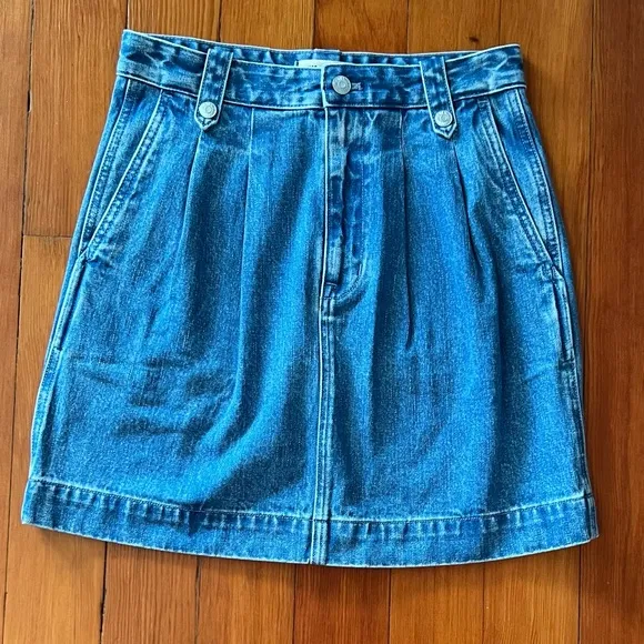 NWT - Madewell Denim Pleated Mini Skirt in Upton Wash - Size 25