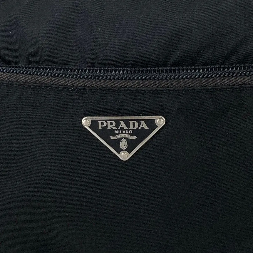 PRADA Triangle Logo Shoulder bag Black Vintage 7ep4br