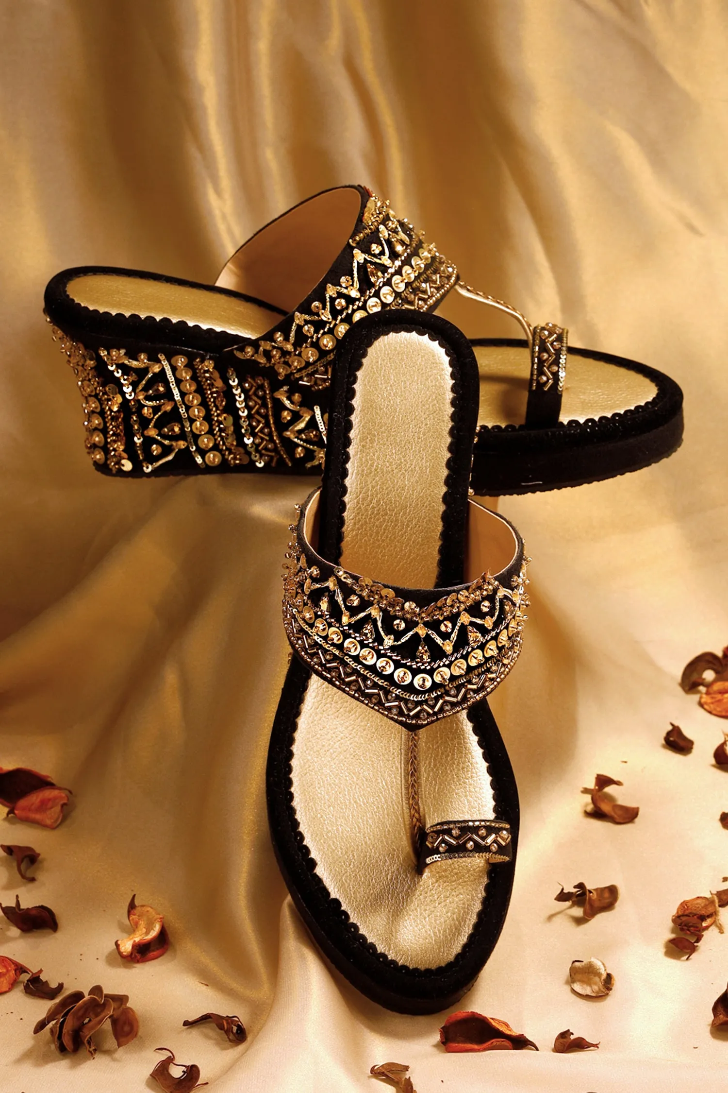 Ruhaaniyat Wedges & Handbag Combo