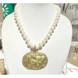 The Hunt Dog Pearl Necklace
