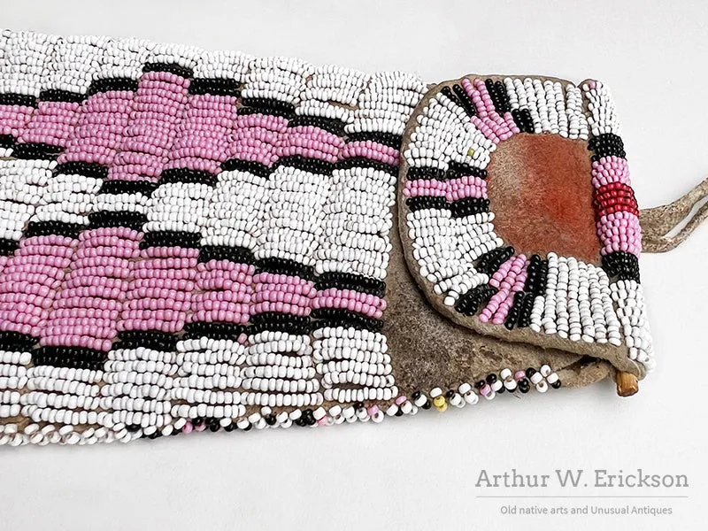 Ute Beaded Tab Bag