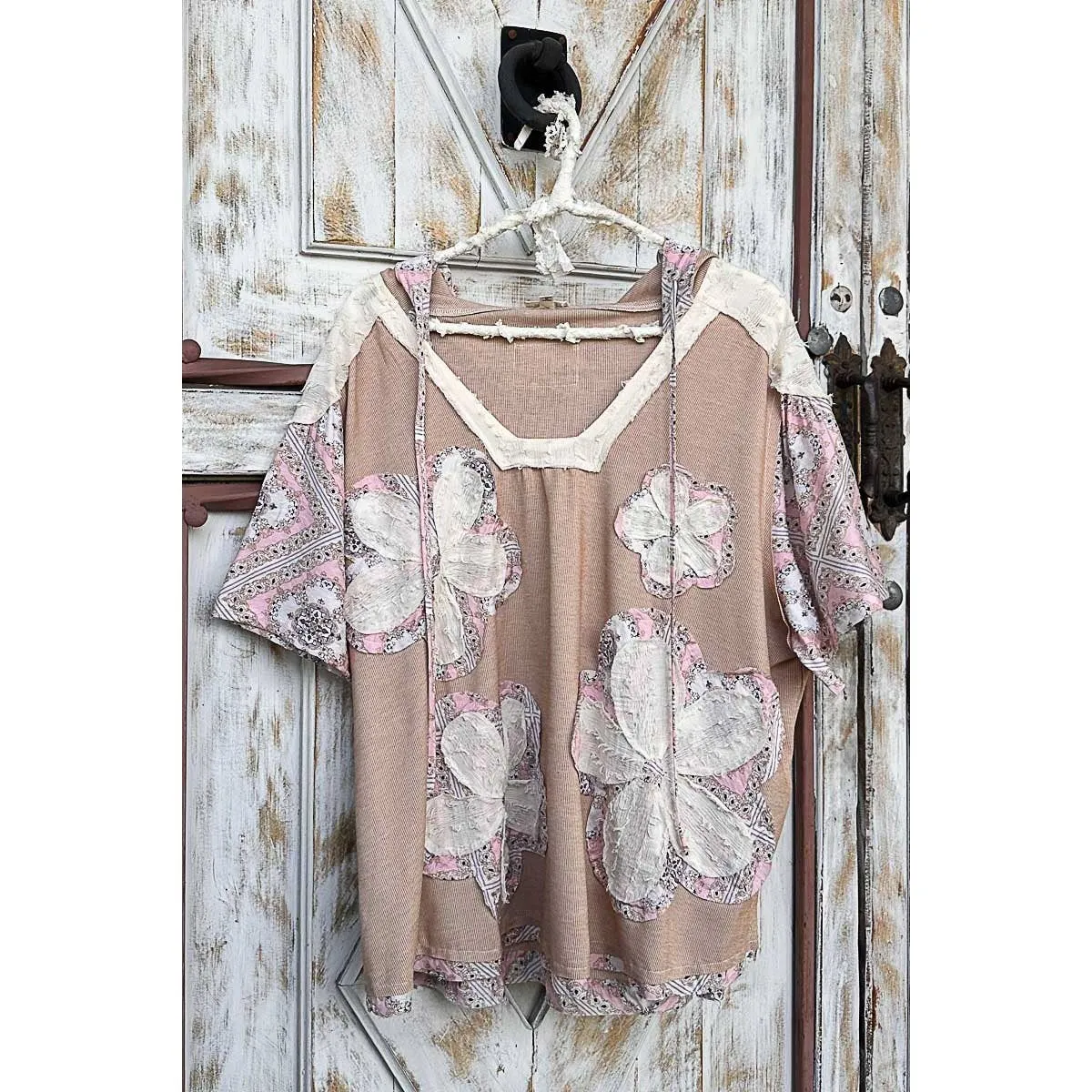 Wheat Floral patch hoodie short POL Top