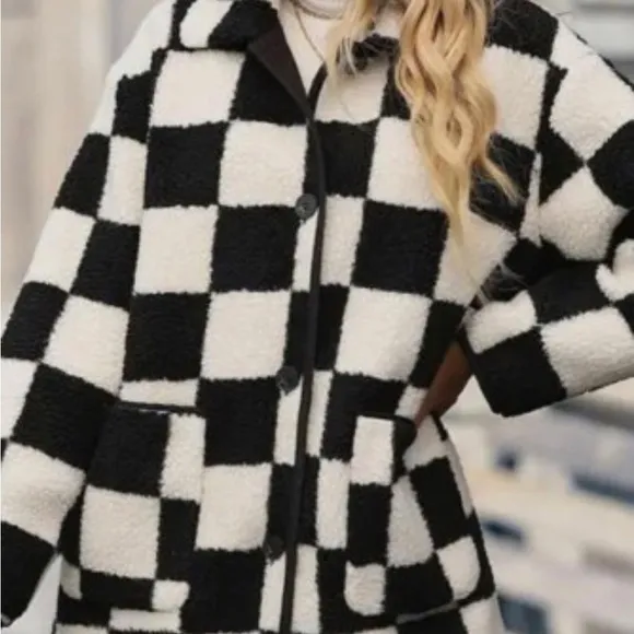 Womens Black Checkered  Buttoned Fleece Jacket