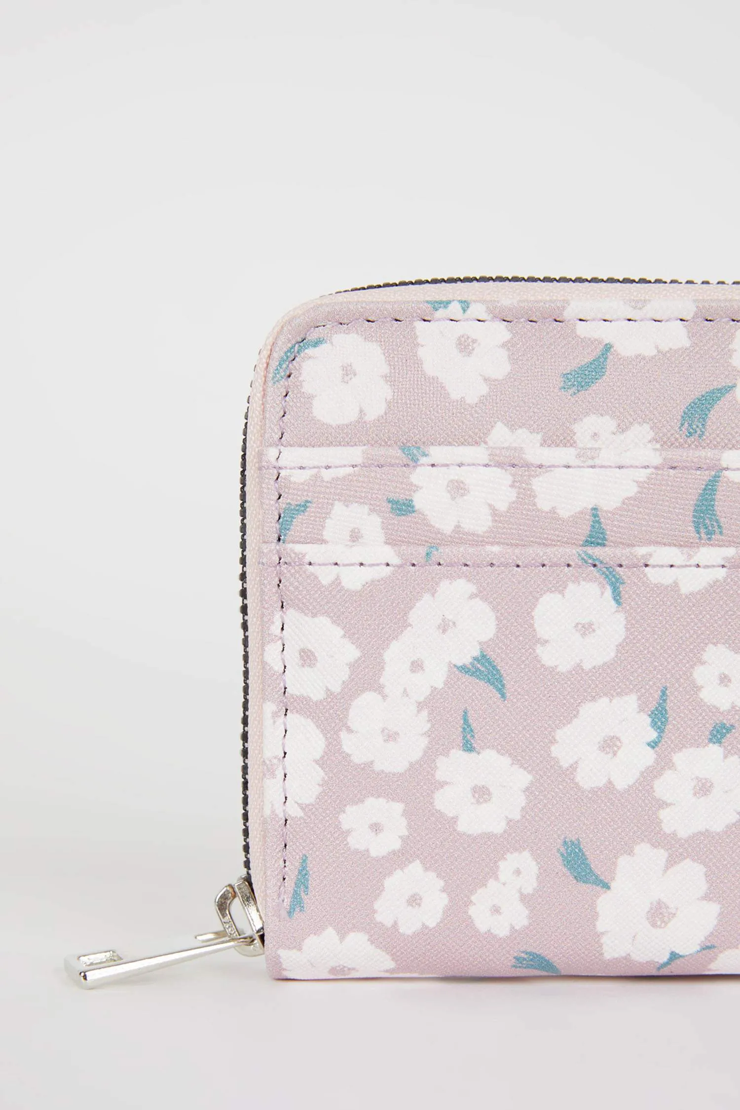 Women's Floral Patterned Faux Leather Wallet
